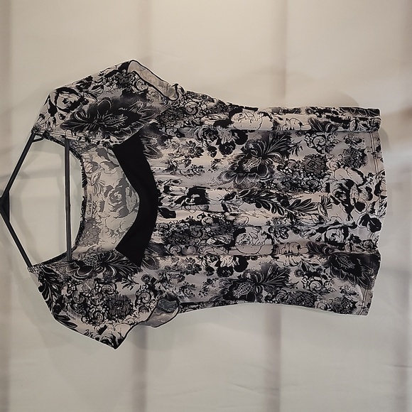 Carol Rose Black and White Blouse (M) - Picture 2 of 12